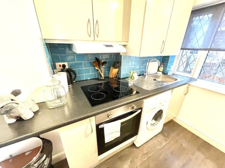 קאמברידג' Serene And Cozy 1-Bedroom House With Parking מראה חיצוני תמונה